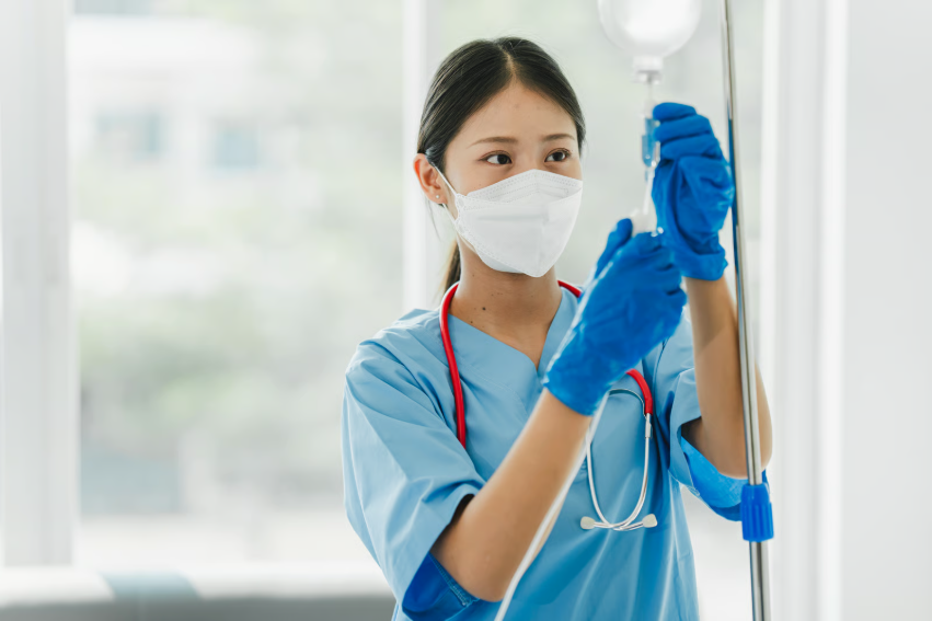 医療現場で働く看護師